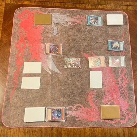 Pvramid Playmat The Crimson Thorn Dragon, Yugioh and MTG - Picture 8 of 12